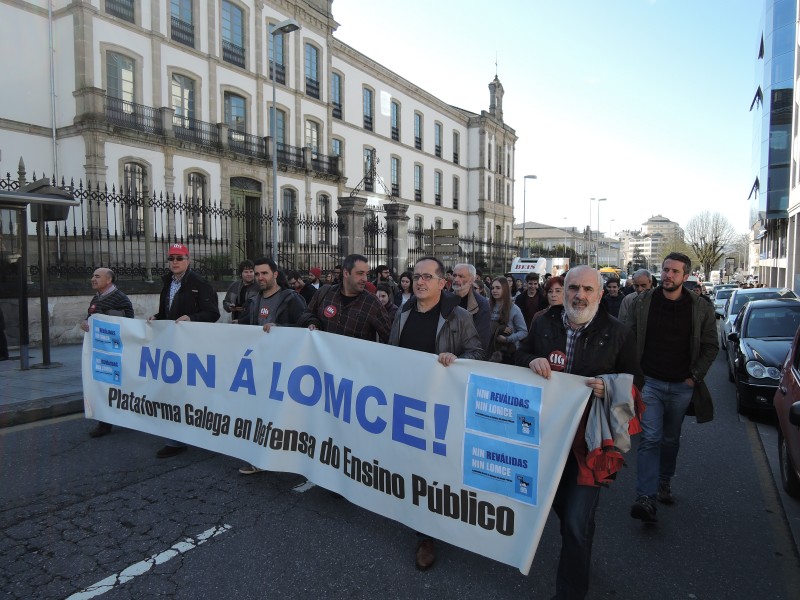“Co masivo seguimento da folga en Secundaria o goberno ten que derrogar a LOMCE e abrir o debate para unha nova lei”